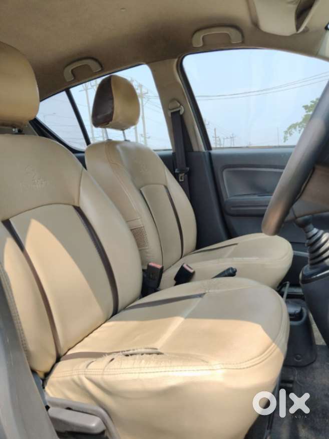 Maruti Suzuki Ritz Lxi, 2010, Petrol