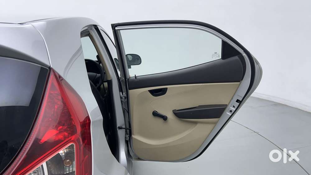 Hyundai Eon Era +, 2016, Petrol