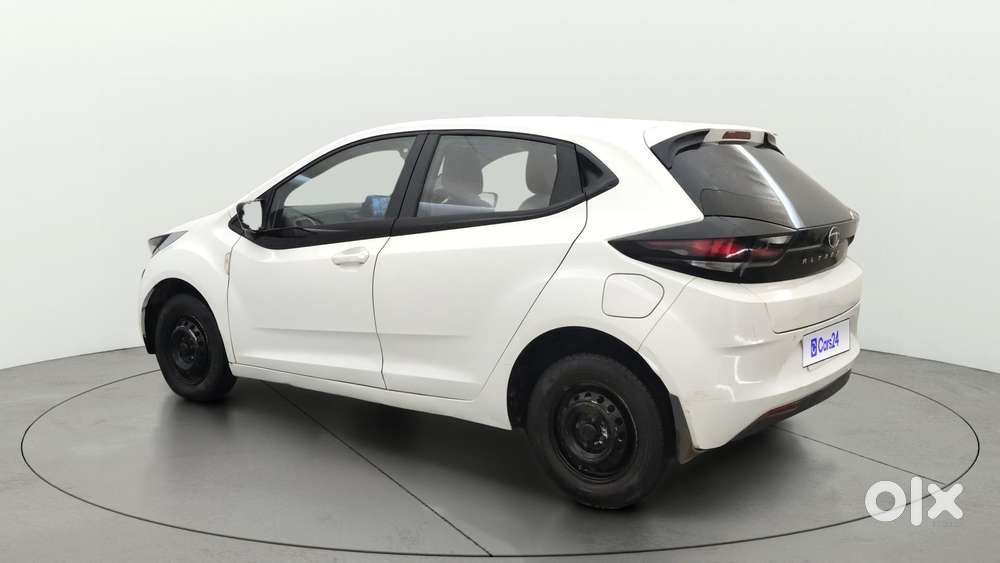 Tata Altroz 1.2 Xe, 2020, Petrol