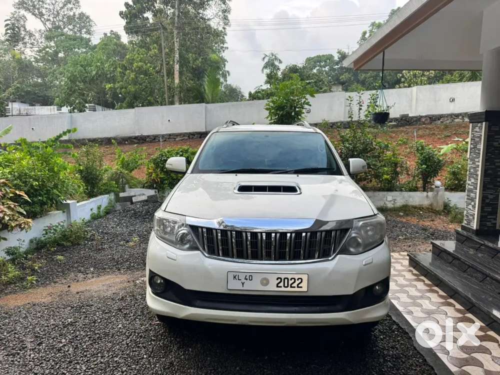 Toyota Fortuner 2014