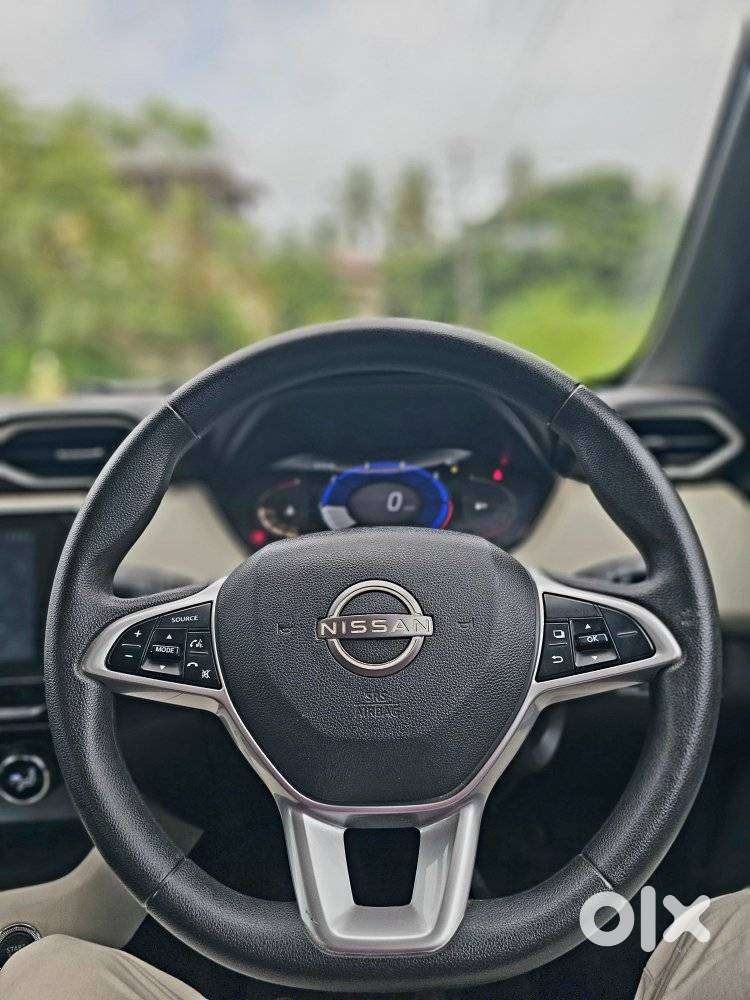 Nissan Magnite 1.0 Xv, 2023, Petrol
