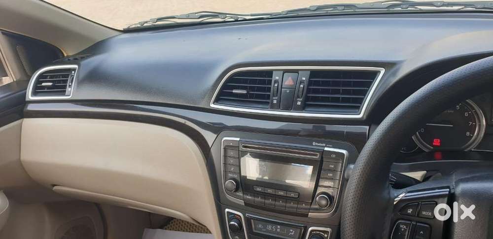 Ciaz Automatic Petrol Top Model White