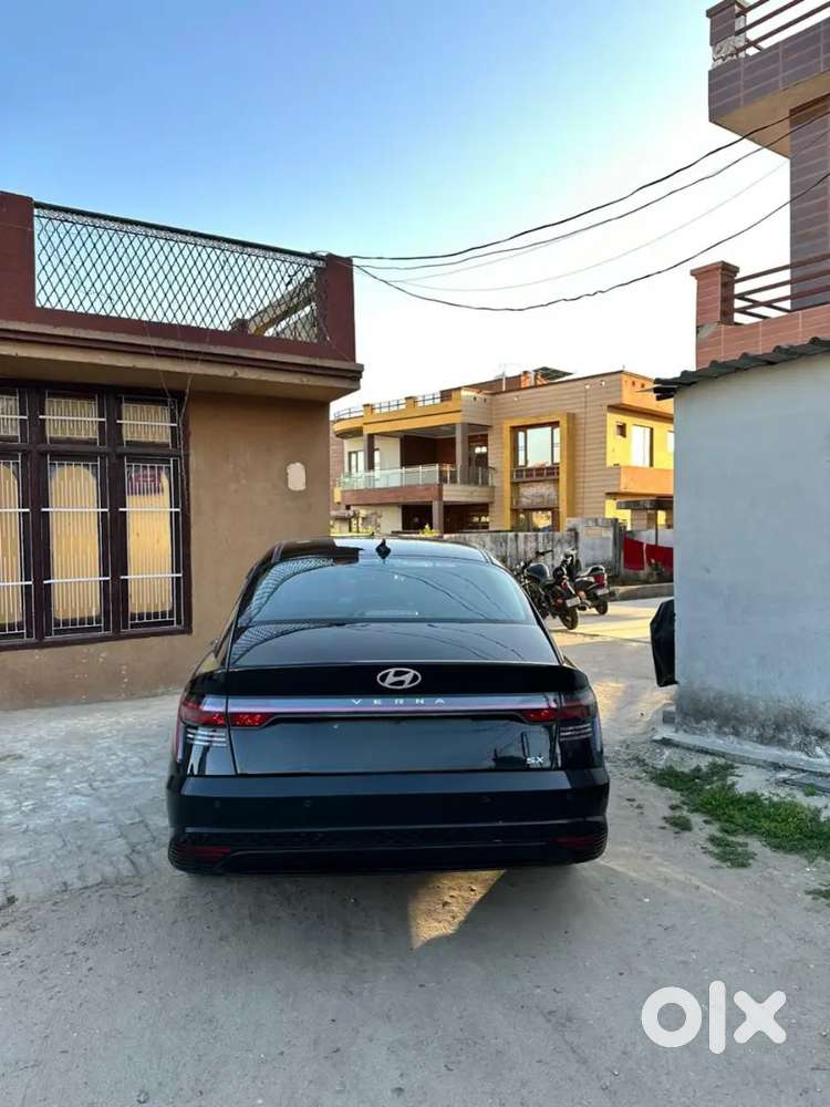 Hyundai Verna 2024 Petrol 17695 Km Driven