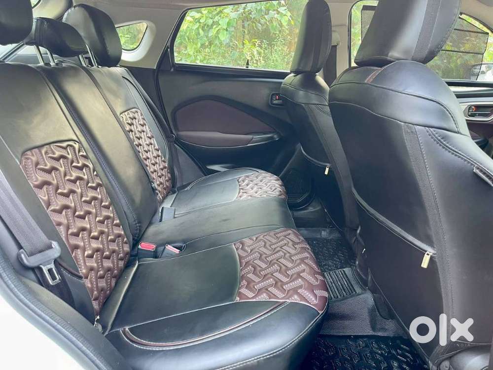 Maruti Suzuki Fronx Delta Plus 1.2 Ags, 2023, Petrol