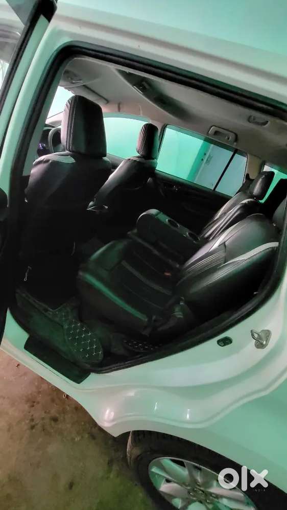Toyota Innova 2019 Diesel 135000 Km Driven