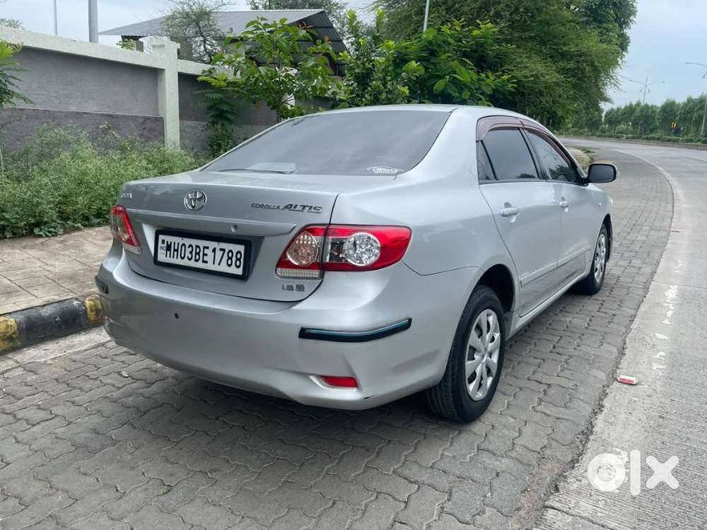 Toyota Corolla Altis 1.8 J, 2011, Petrol