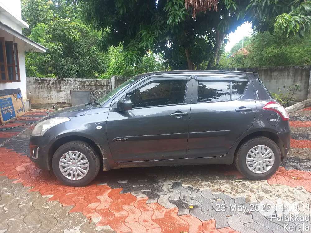 Maruti Suzuki Swift 2017 Petrol 58000 Km Driven