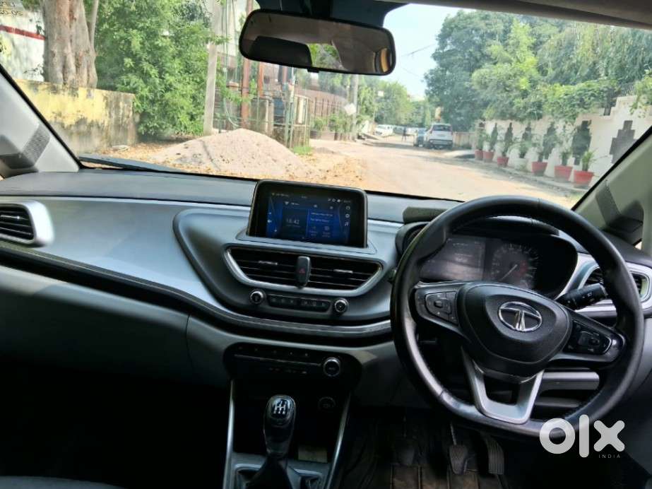 Tata Altroz Xz, 2020, Petrol