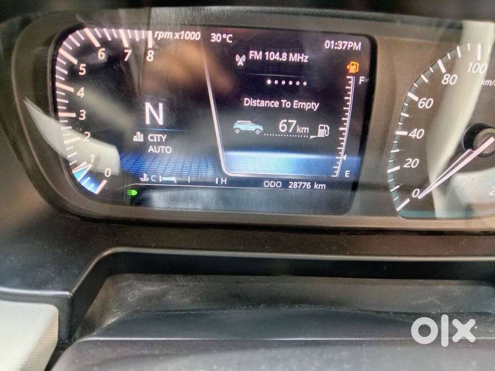 Tata Punch 1.2 Revotron Creative Amt Dual Tone, 2022, Petrol