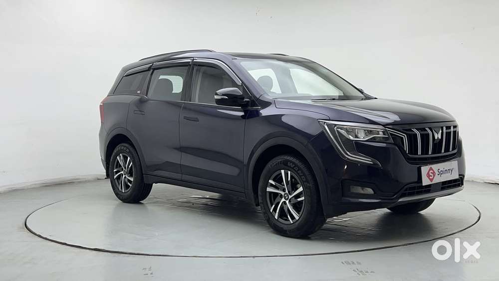Mahindra Xuv700 2.0 Ax 5 Petrol Mt Str, 2023, Petrol