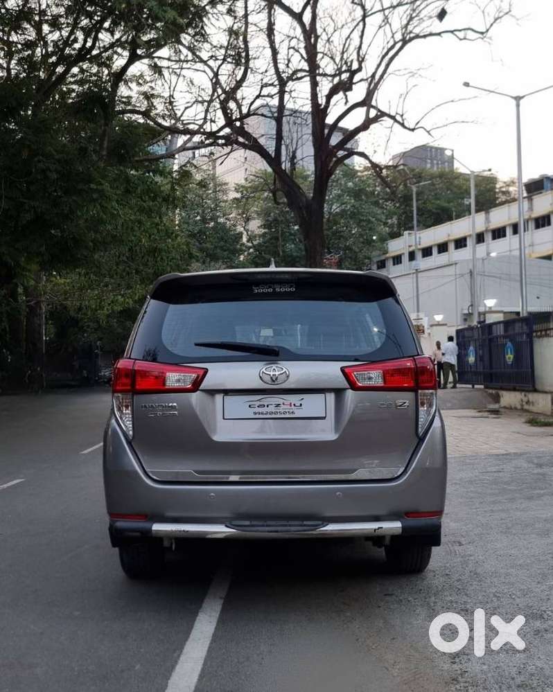 Toyota Innova Crysta