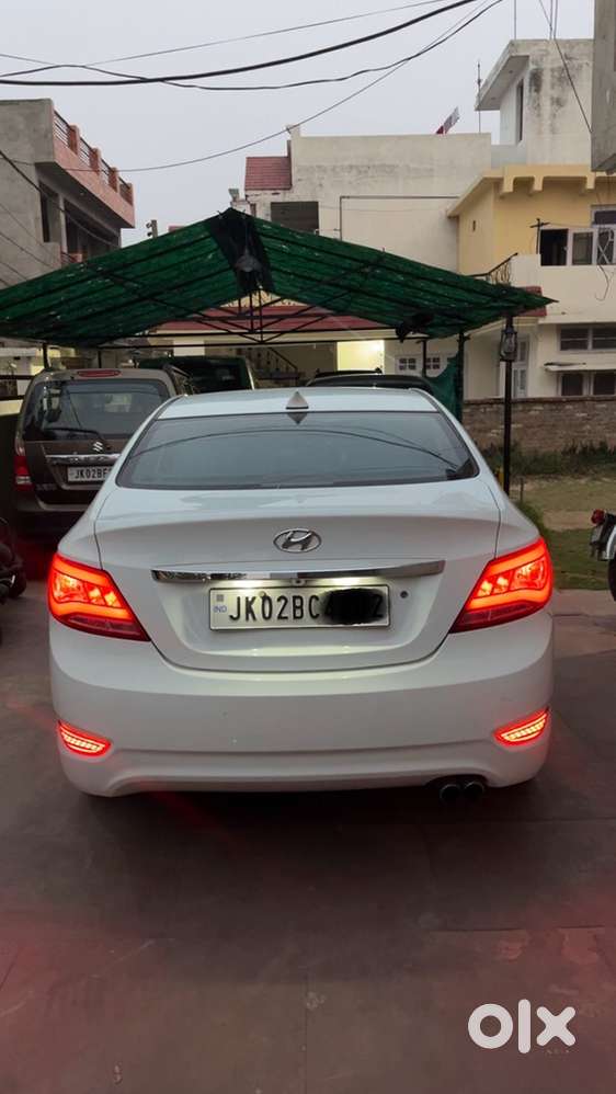 Modified Mint Condition Geniune Kilometers Verna 1.6