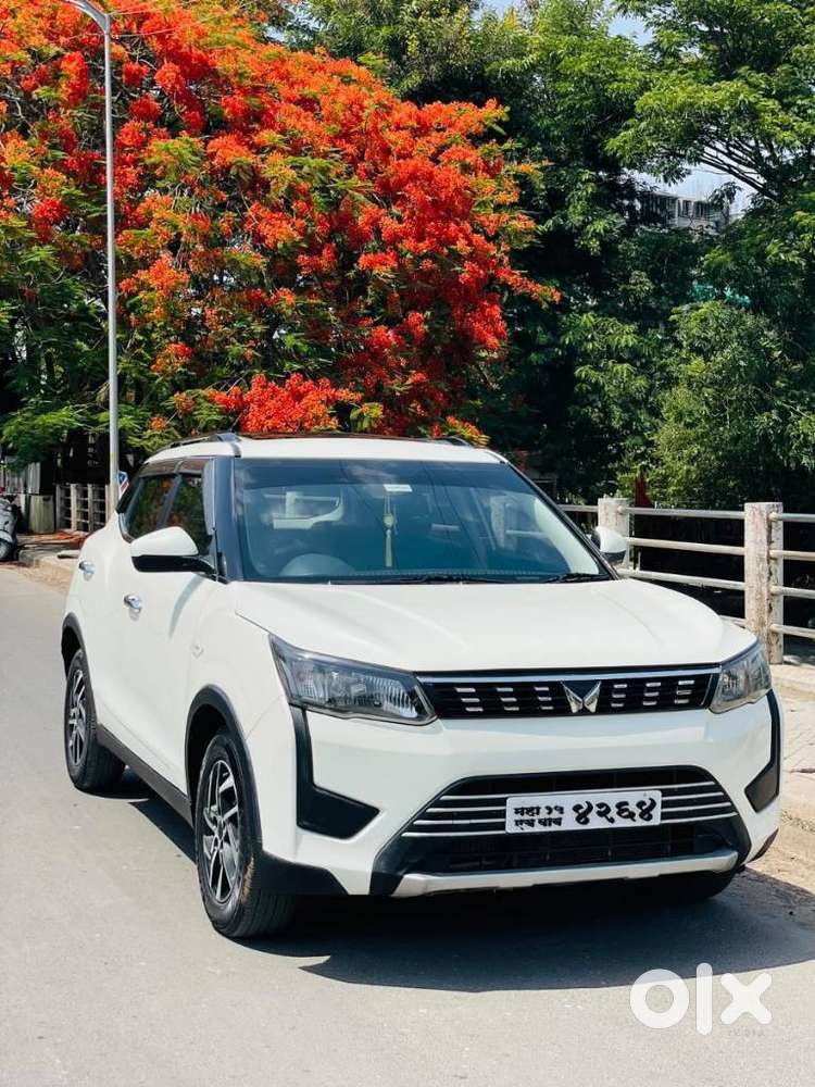 Mahindra Xuv300 W8, 2022, Petrol