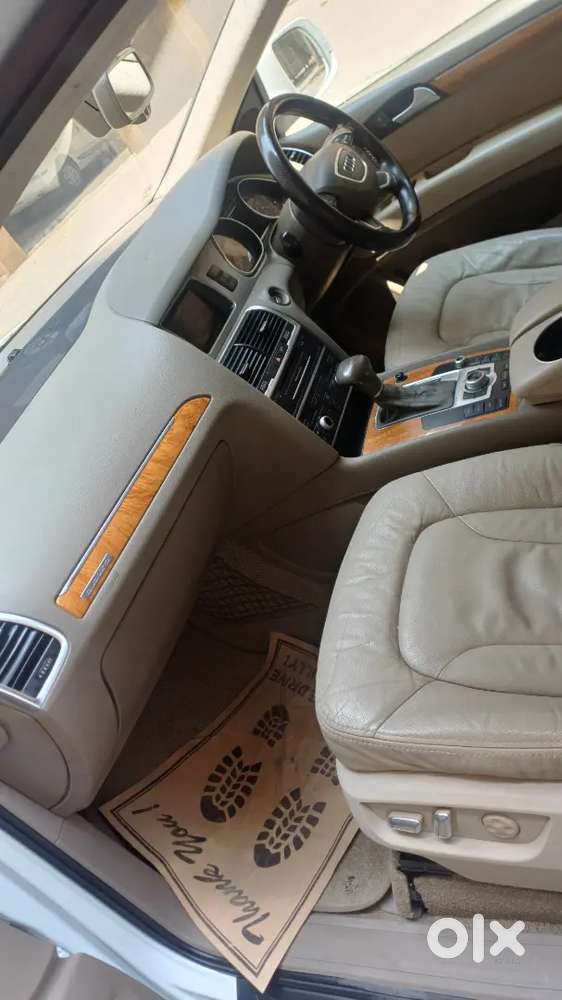 2nd Owner Audi Q7 3.0 2015 Diesel Automatic