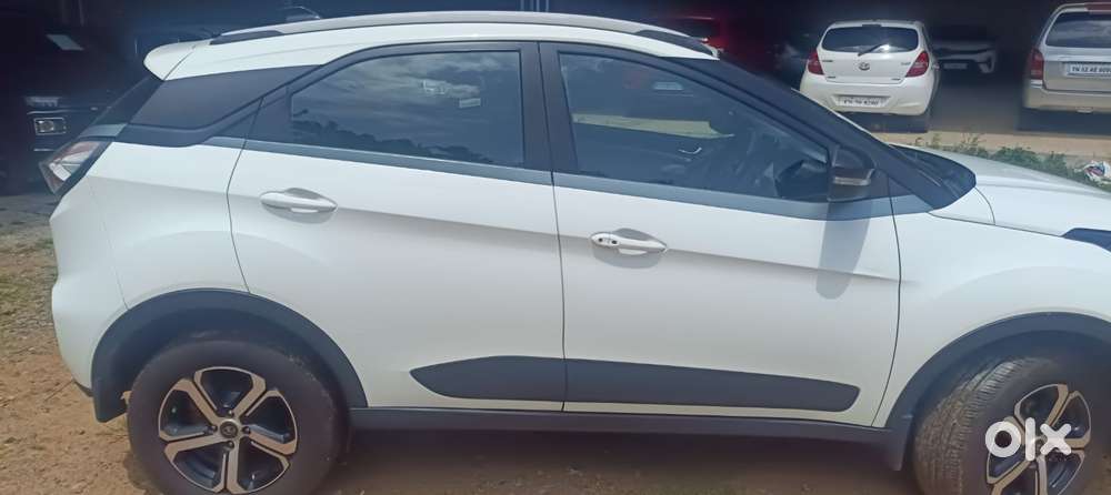 Tata Nexon 1.2 Revotron Xza Plus Dualtone, 2021, Petrol