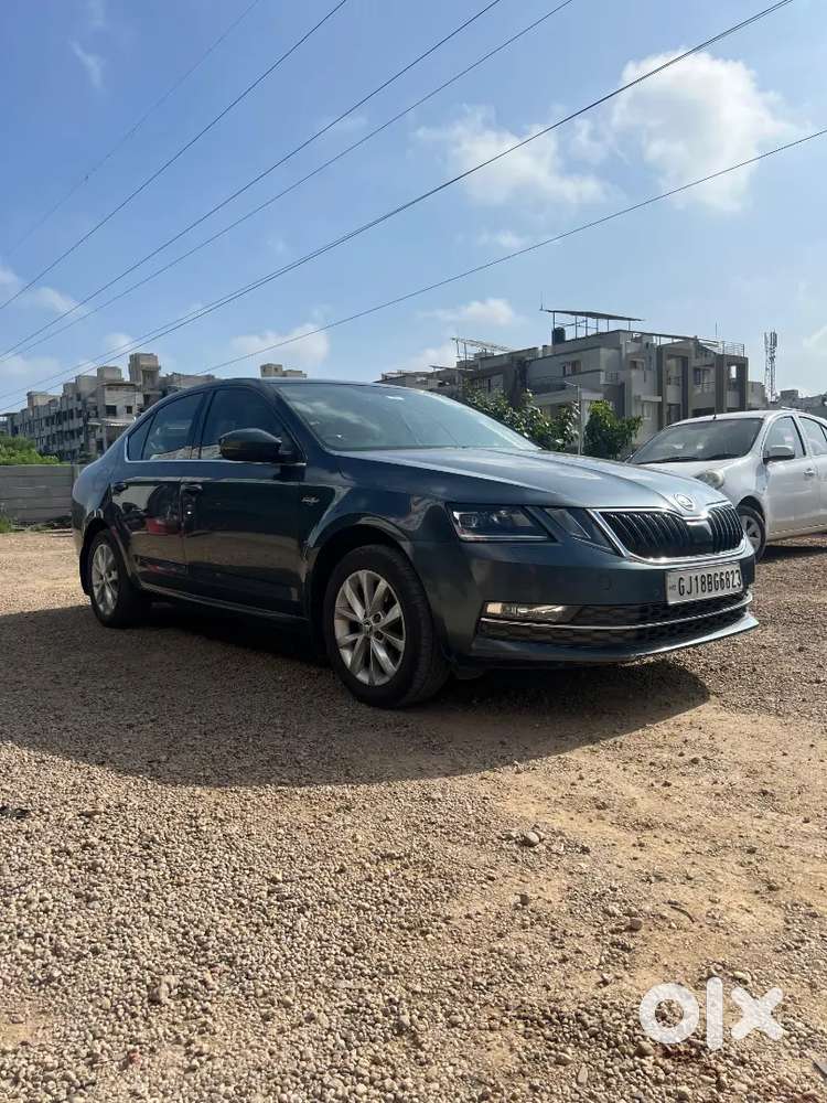 Skoda Octavia 2017 Petrol 990000 Km Driven