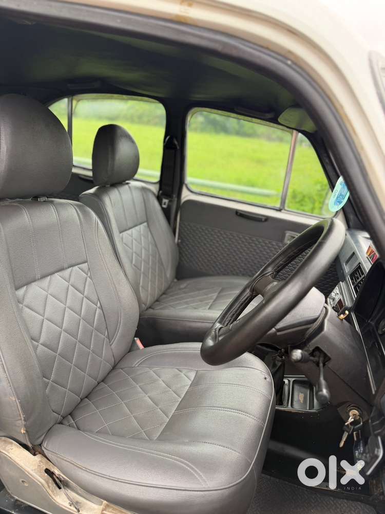 Ambassador Classic 2003 Car