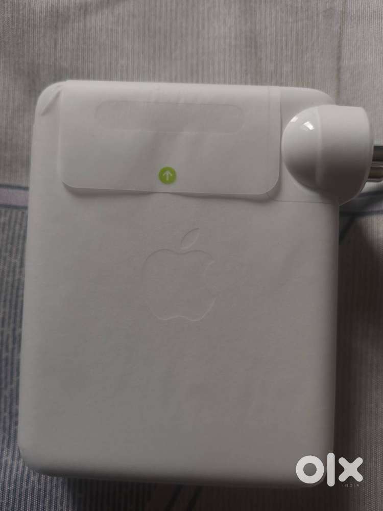 Apple 140W USB-C Power Adapter for MacBook