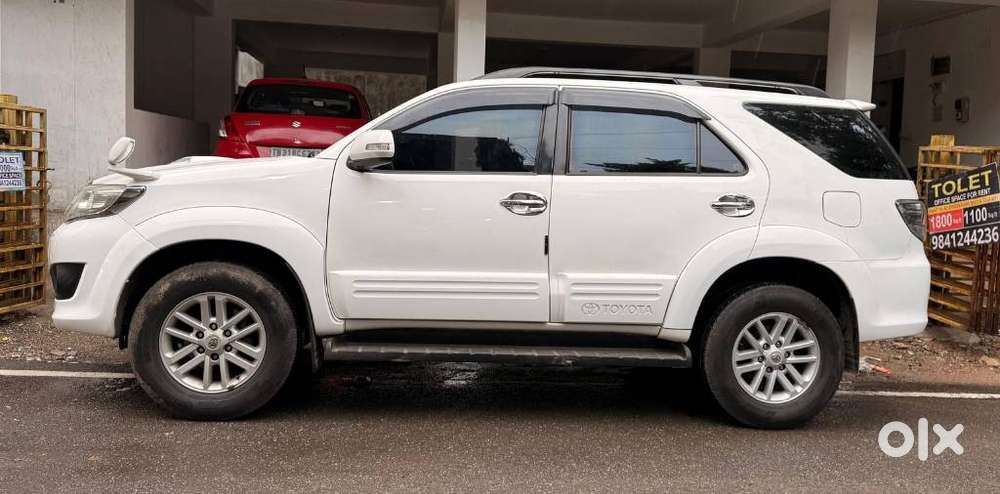 Toyota Fortuner 4x2 Mt 2.8 Diesel, 2012, Diesel