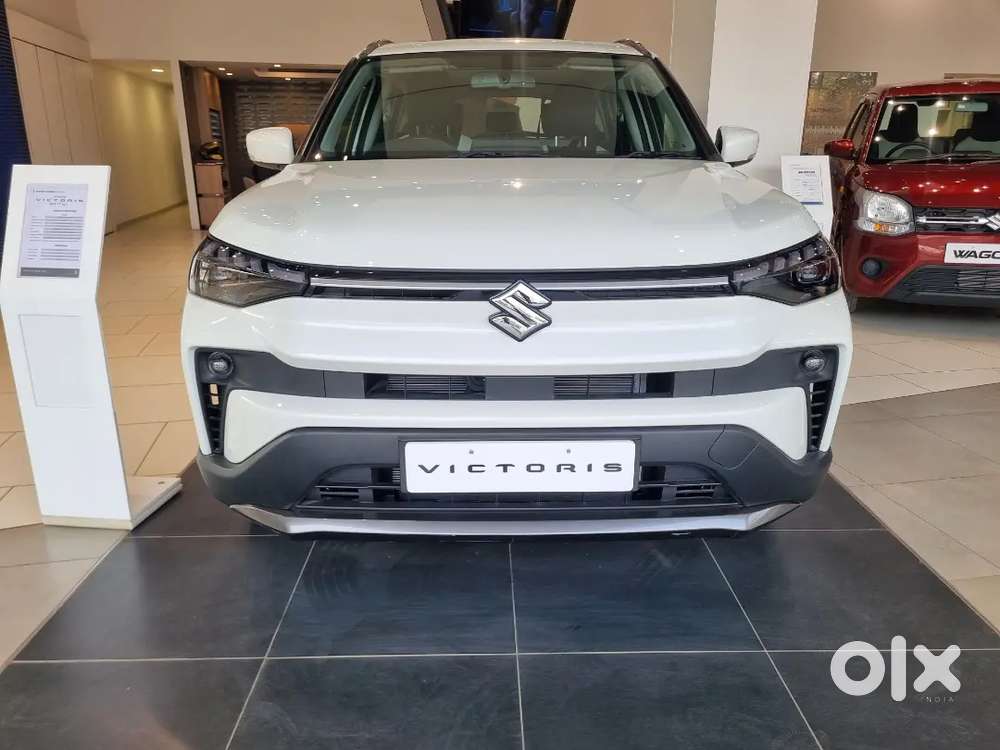 Maruti Suzuki Victoris 2026 (offer 30,000)