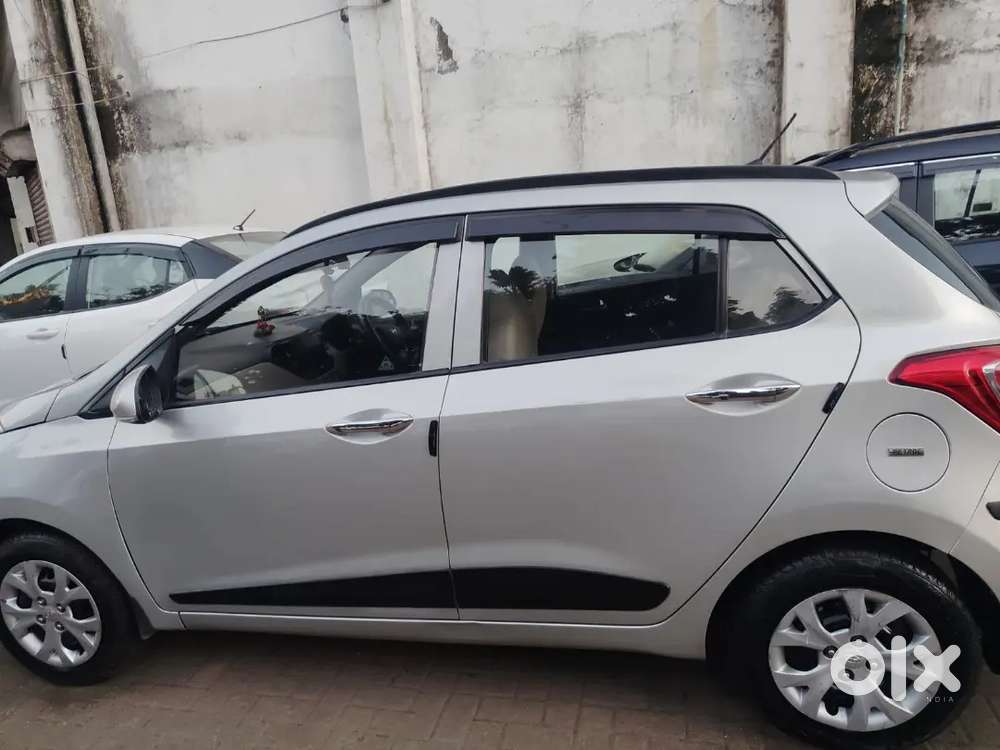 Hyundai Grand I10 Sportz 2015