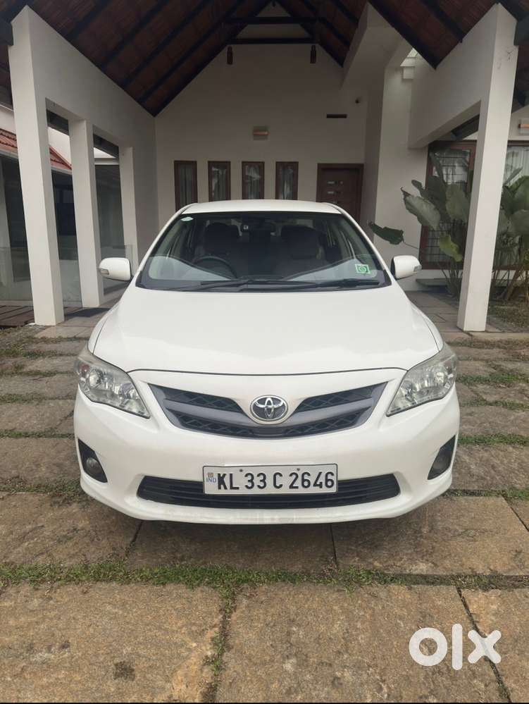 Single Owner Toyota Corolla Altis 2011 Diesel Well Maintained