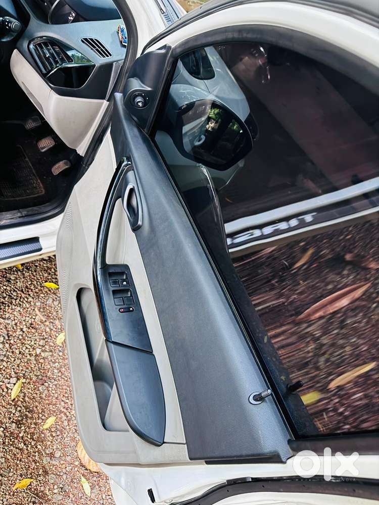 Tata Tiago Petrol Manual 2017 Km Driven