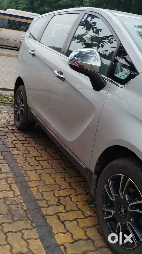 Mahindra Marazzo Diesel Automatic 2018