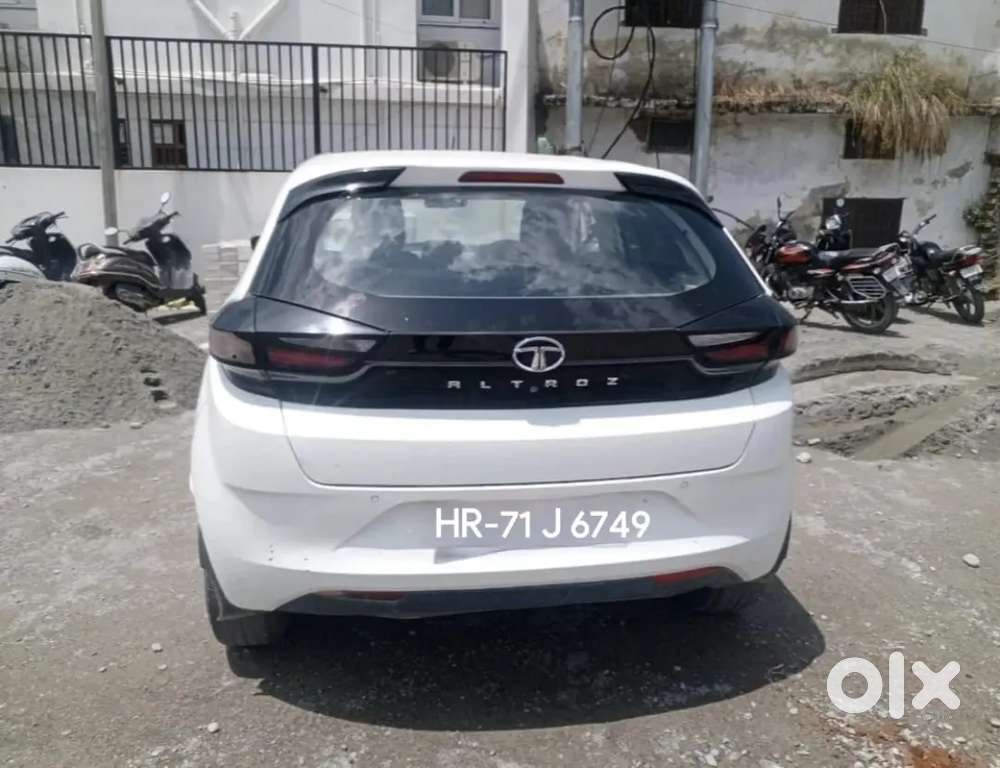 Tata Altroz 2021 Diesel Well Maintained