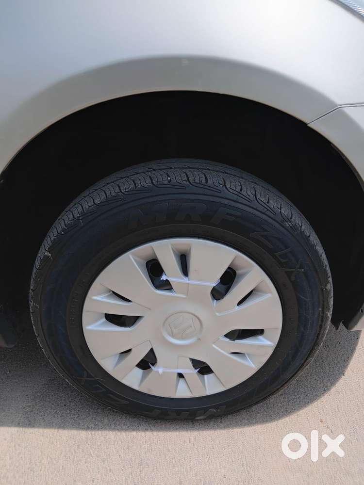 Maruti Suzuki Swift Vxi + Manual, 2013, Petrol