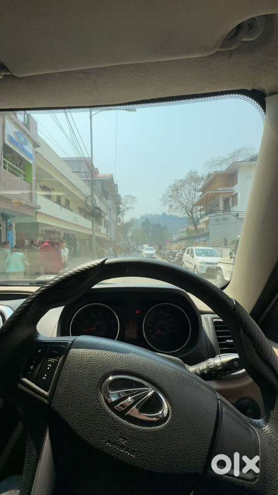 Mahindra Tuv 300 2016 Diesel Well Maintained