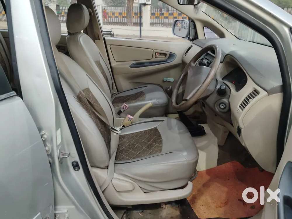 Toyota Innova 2012 Diesel 154000 Km Driven