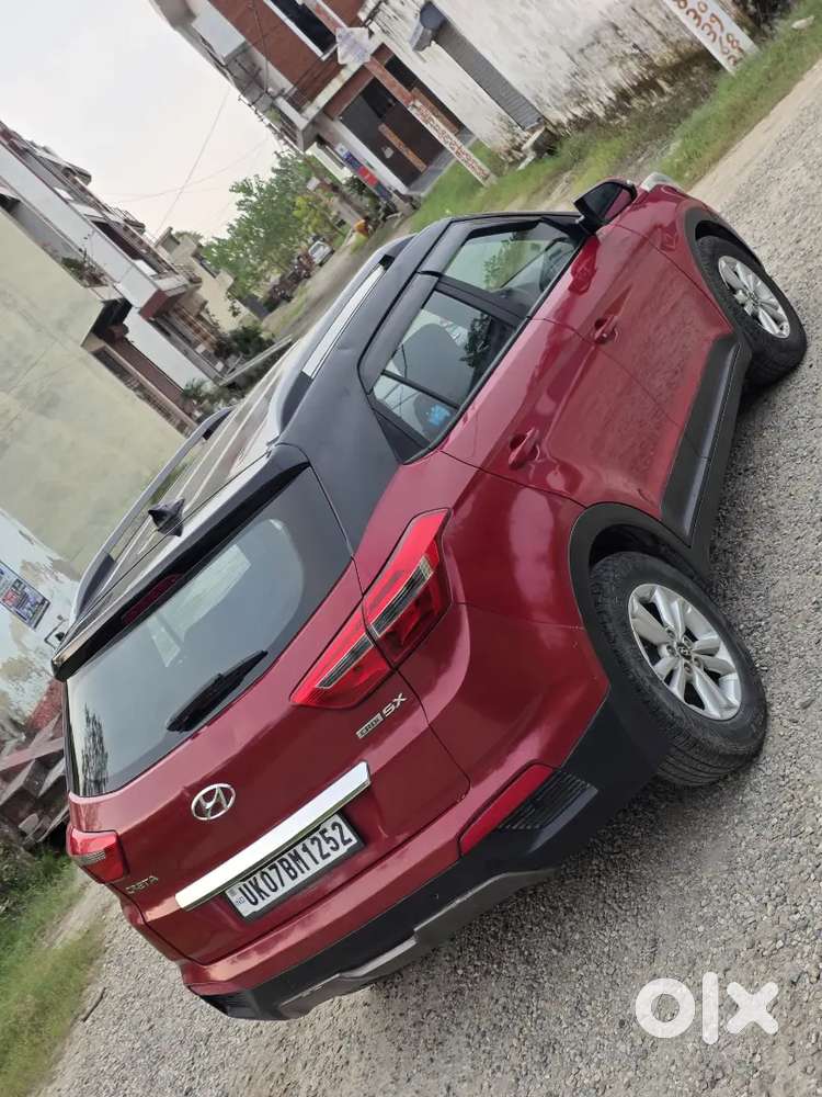 Hyundai Creta Sx 1st Owner 
Diesel 
Auto Fold Side Mirror