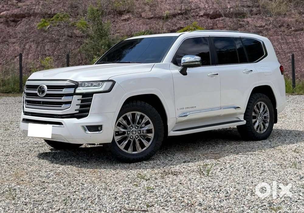Toyota Land Cruiser 3.3 Zx Diesel, 2023, Diesel
