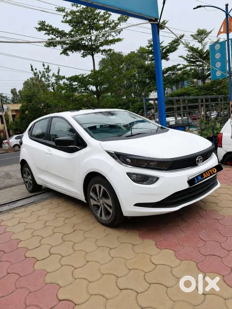 Tata Altroz Xz, 2020, Petrol