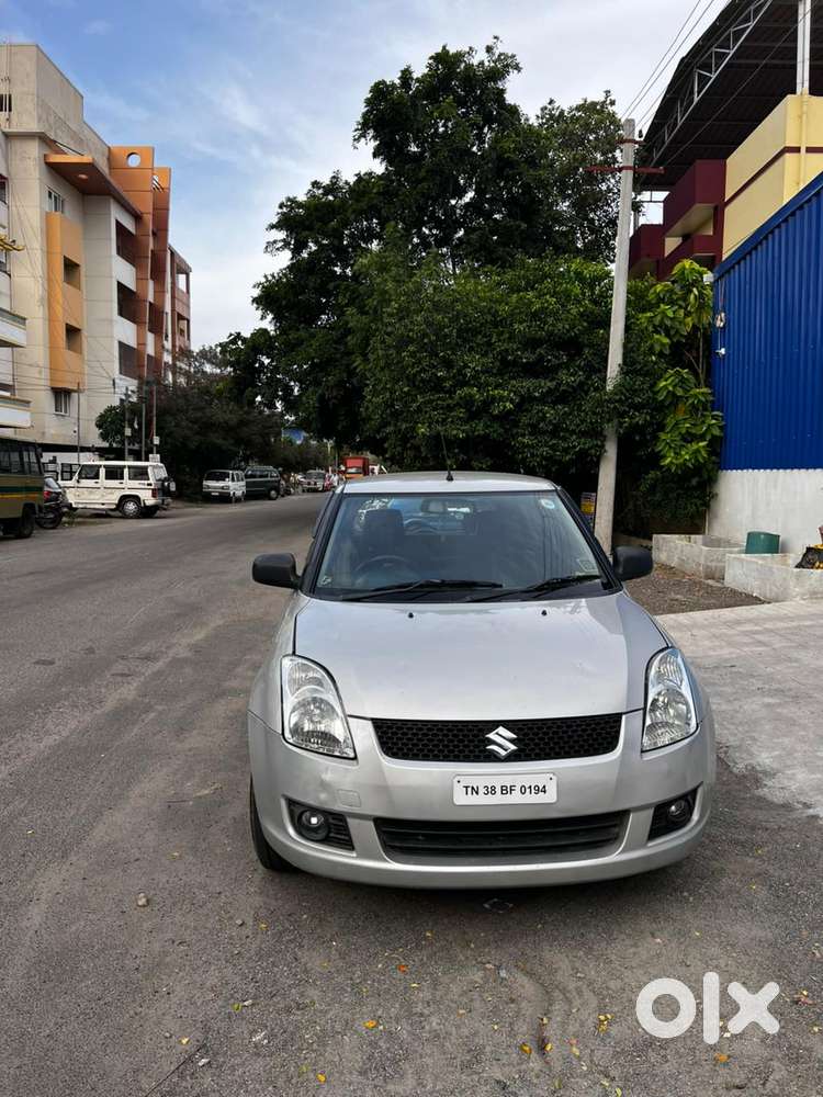 Maruti Suzuki Swift Vxi, 2011, Petrol