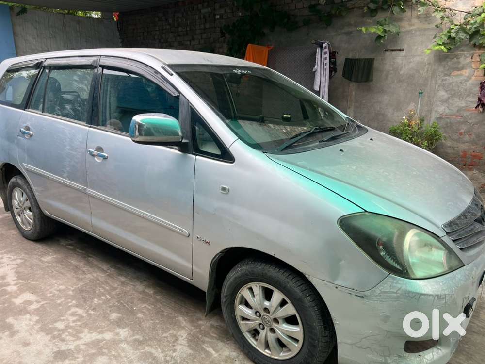Toyota Innova Diesel 2011