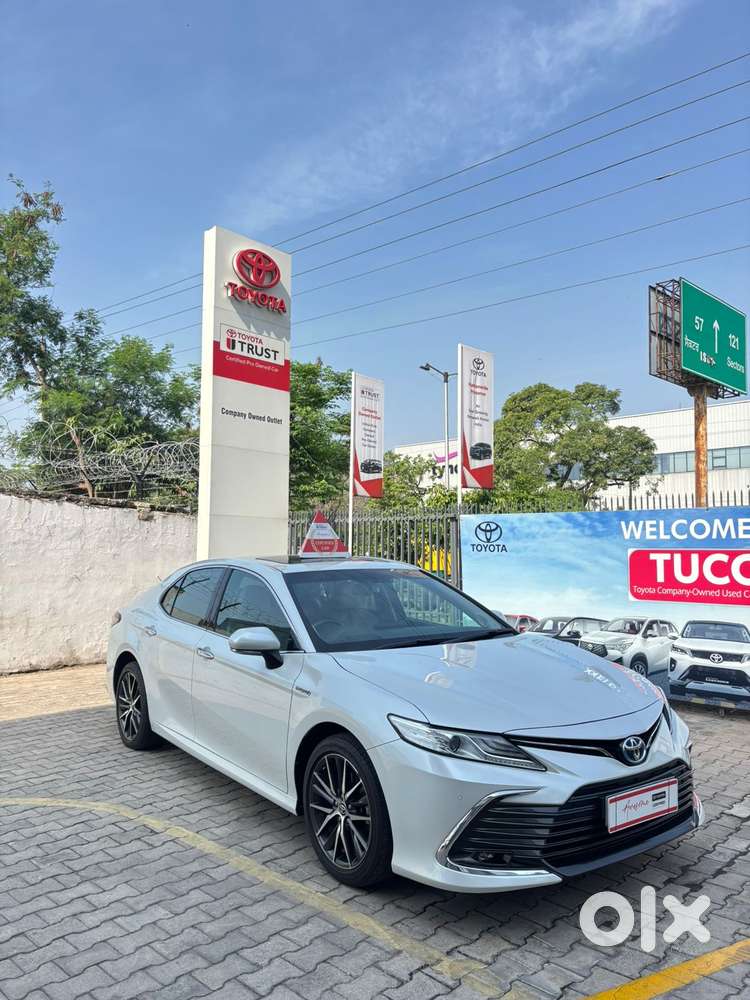 Toyota Camry 2.5 Hybrid, 2024, Petrol
