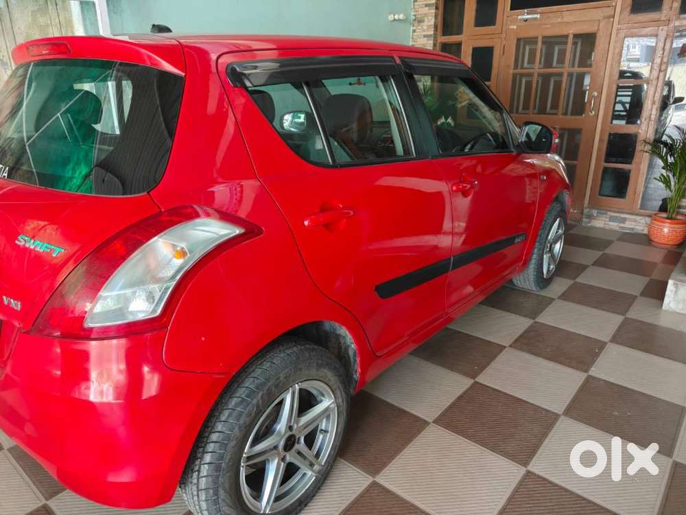 Jk08e.  Maruti Suzuki Swift Vxi 2015 Model For Sale.
