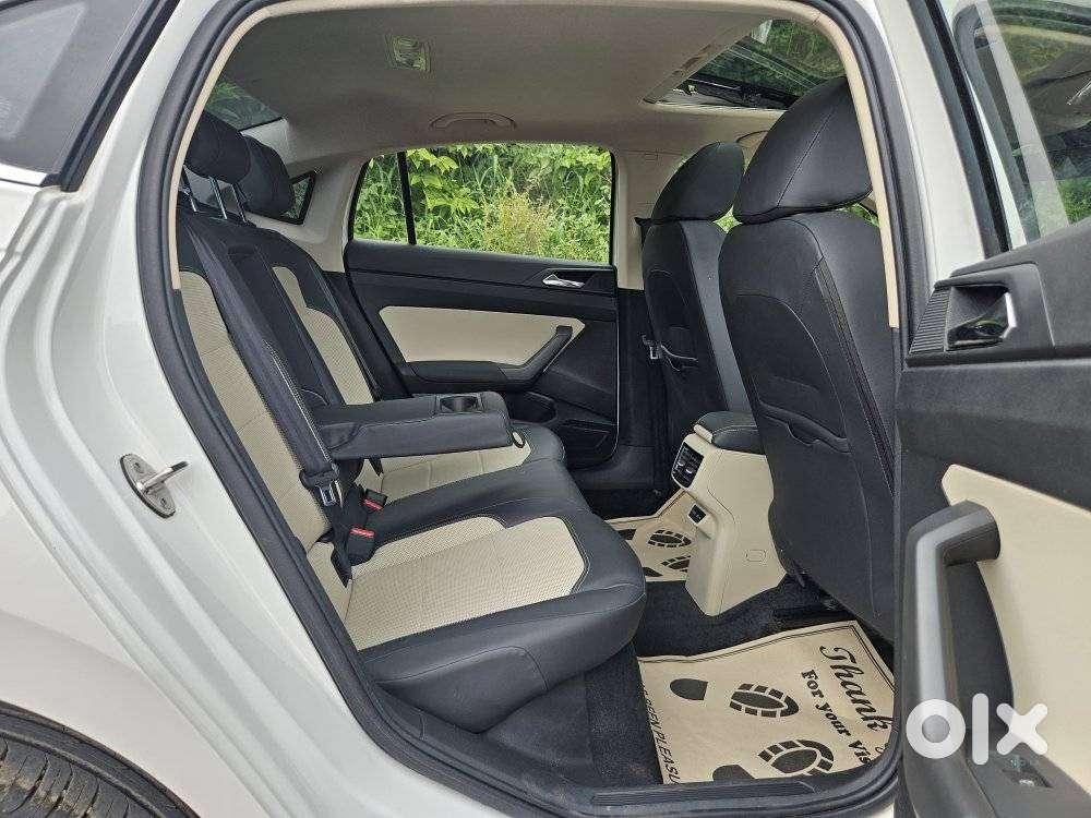 Skoda Slavia 1.0 Tsi Style At, 2023, Petrol