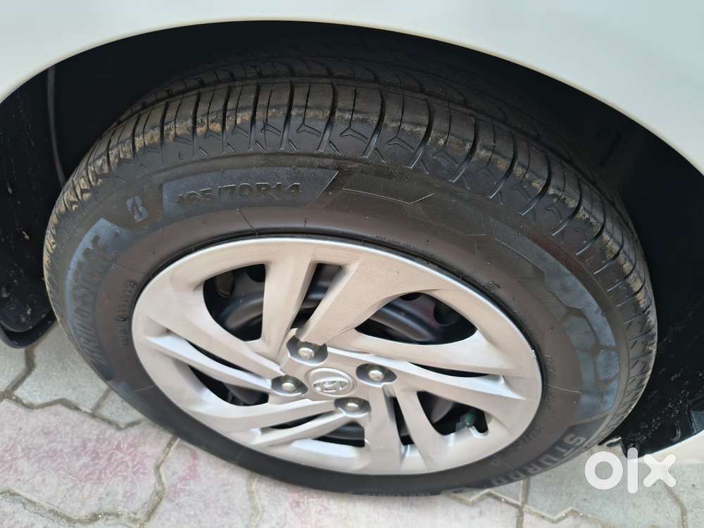 Hyundai Aura Sx (o) Manual, 2020, Petrol