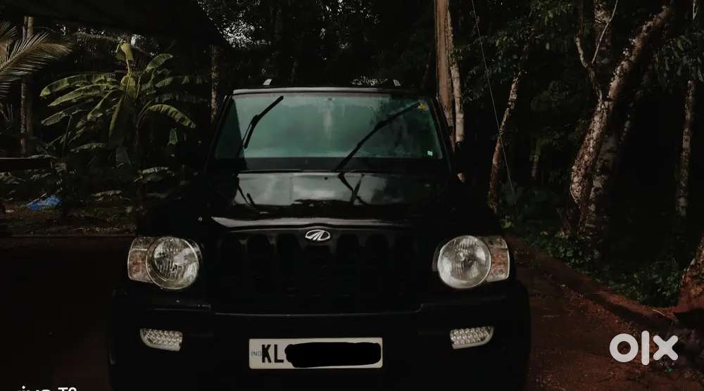 Mahindra Scorpio 2005