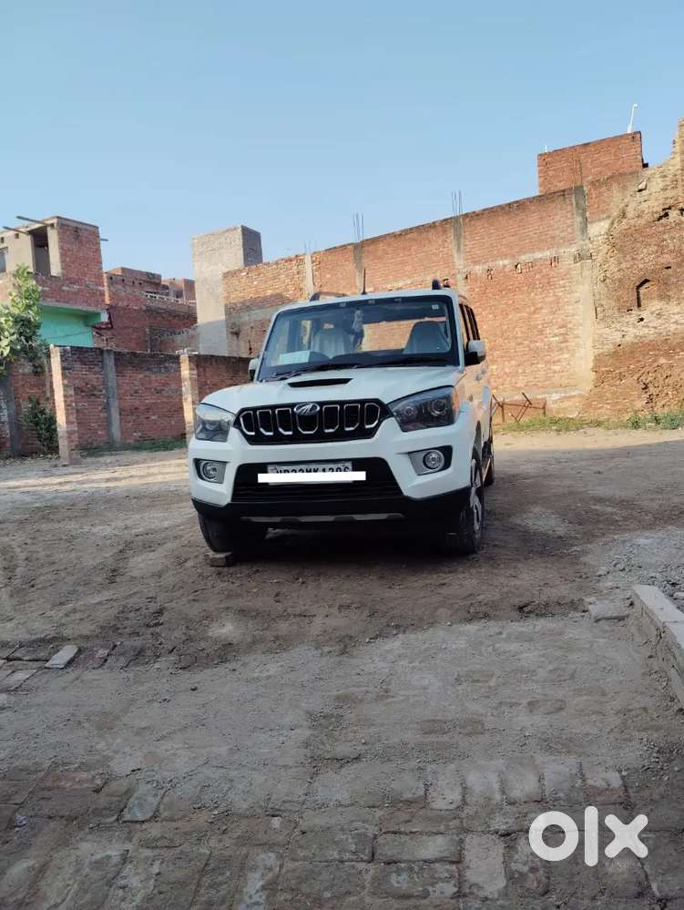 Mahindra Scorpio 2021 Petrol 102500 Km Driven