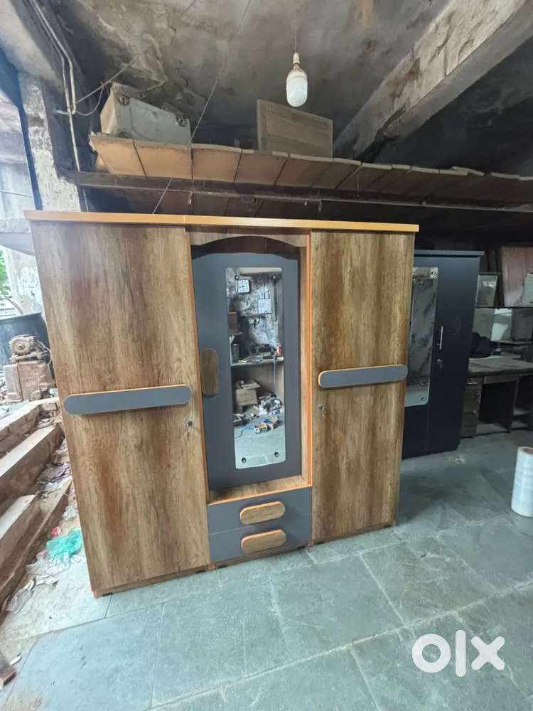 New Brand 6&times;6 King Size Big 3 Door Cupboard Diract By Factory Outlet