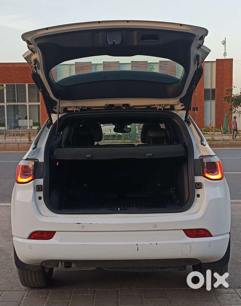 Jeep Compass Limited (o) 2.0 Diesel At, 2022, Diesel