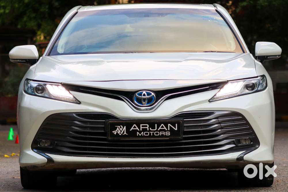 Toyota Camry Hybrid, 2020, Petrol