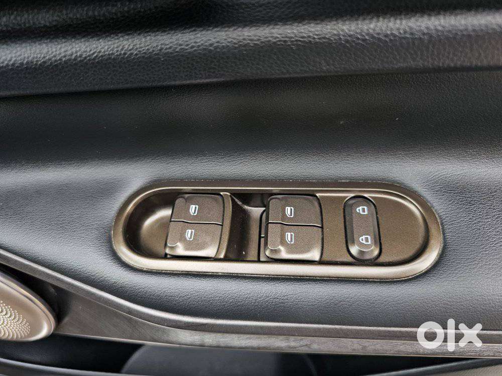 Mg Windsor Ev Essence, 2025, Electric
