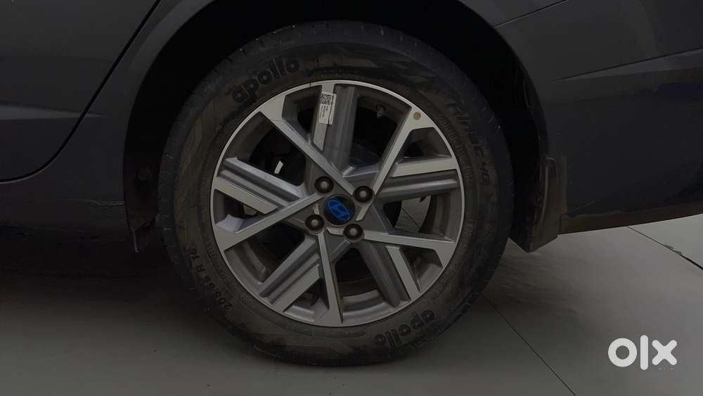 Hyundai Verna 1.5 Sx Petrol Mt, 2023, Petrol