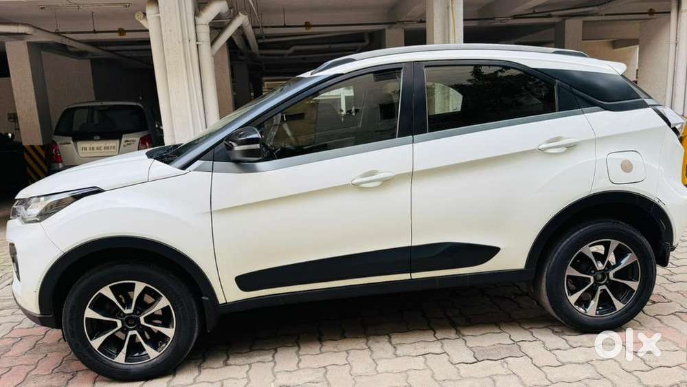 Tata Nexon 2020 Petrol Good Condition With Brand New Tyres