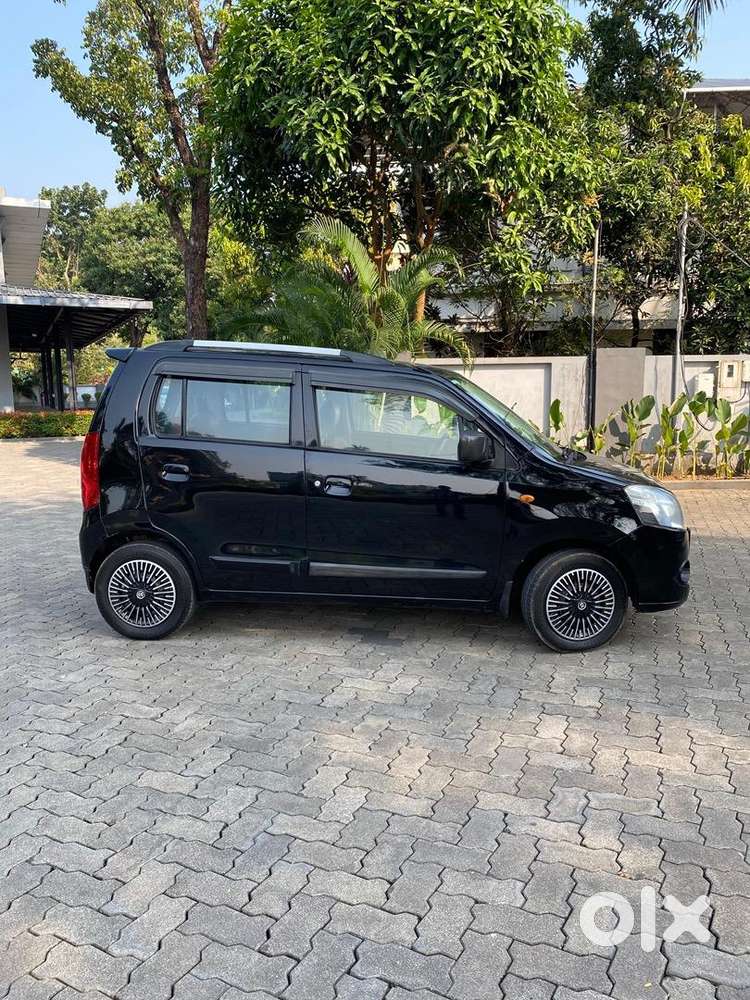 2011vxi Model New Papers Second Owner Good Condition